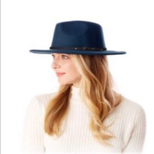 Blue wide Brimmed Fedora Hat w/belt buckle detail